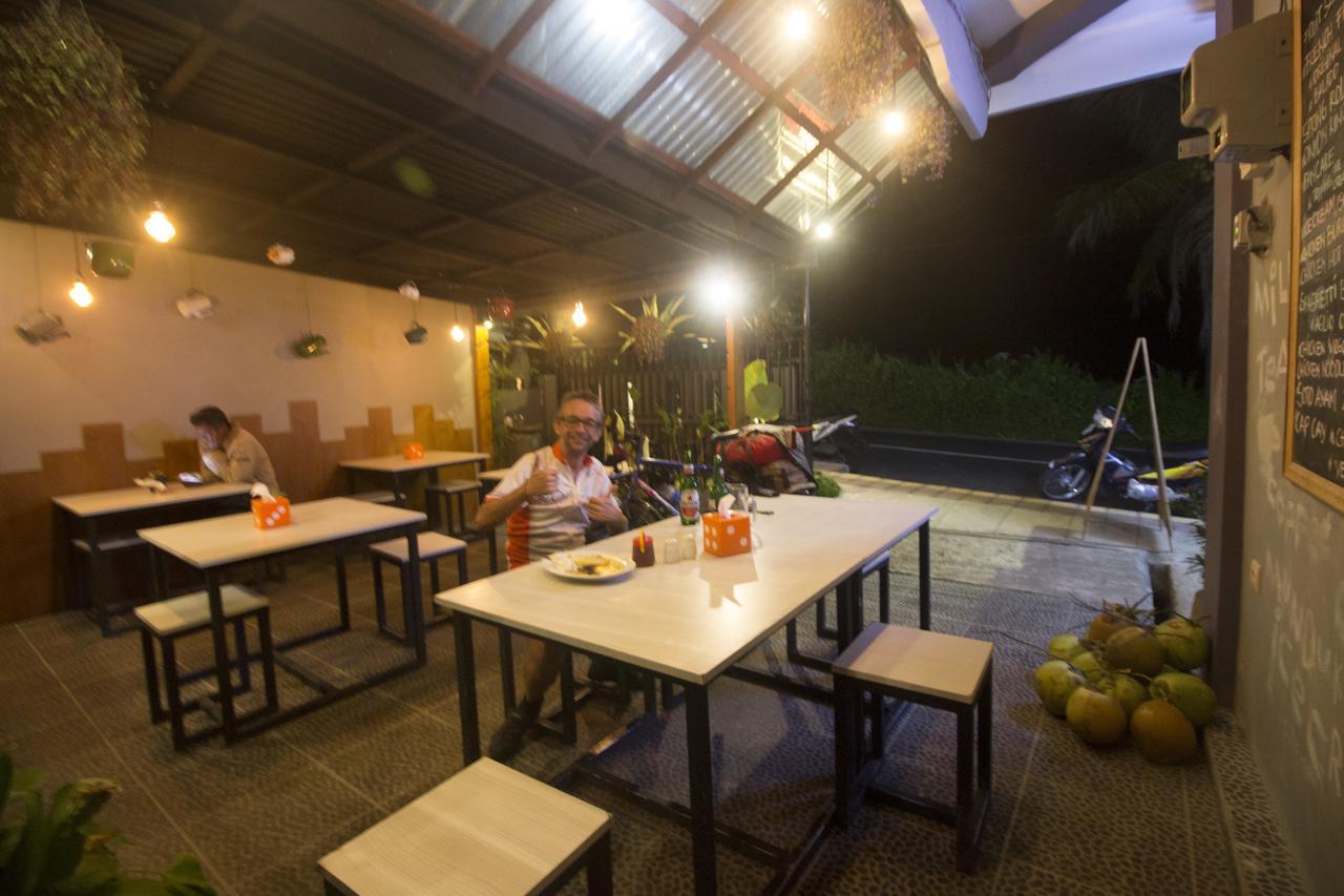 Dong Paloh Hostel Munduk Exterior foto