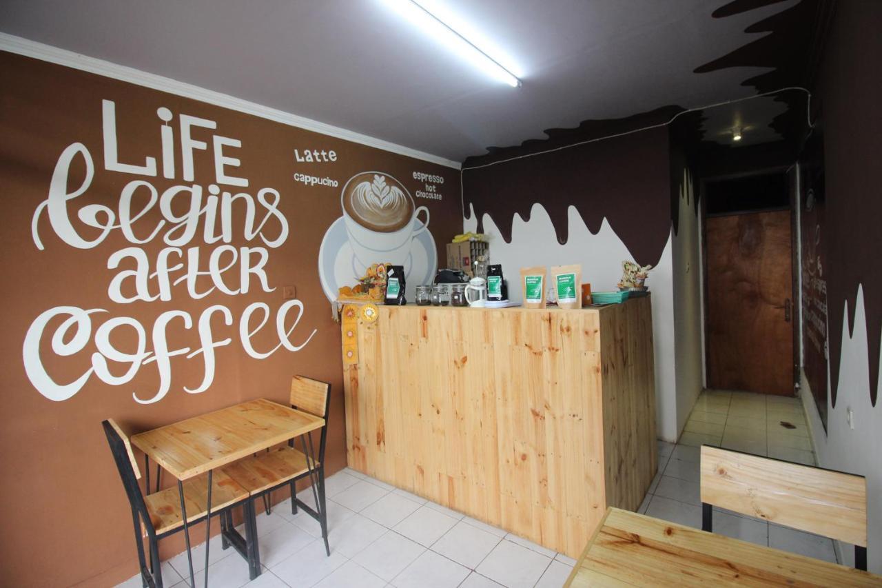 Dong Paloh Hostel Munduk Exterior foto